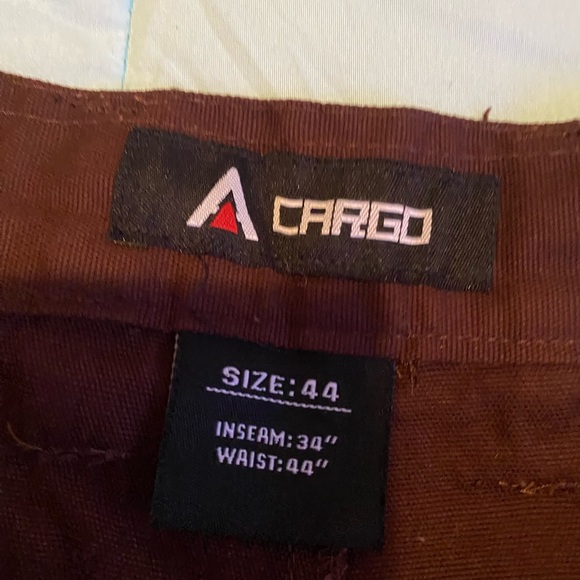 Brown cargos - Picture 3 of 4